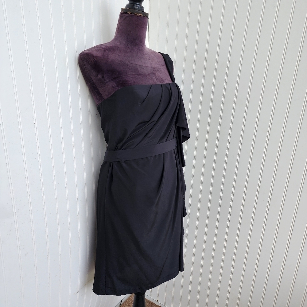 NWT $158 Gianni Bini One Shoulder Cocktail Dress Ruched Little Black Dress Sz 6 - Picture 2 of 11